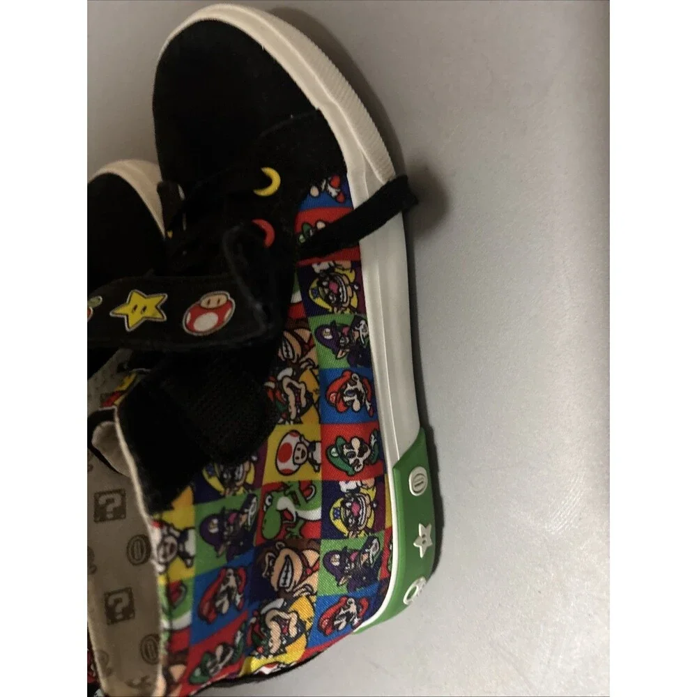 Nintendo Super Mario Bros Mario Luigi High Top Sneakers Kids Size 3. Ground Up